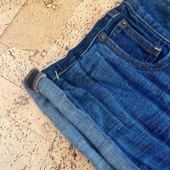 American Eagle Outfitters Blue Jean Super Stretch Shorts - Picture 3 of 8